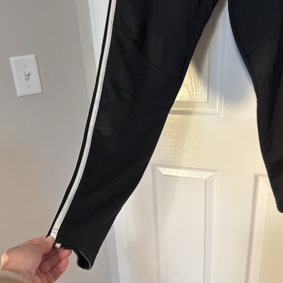 Adidas Men’s Essentials Rich Black Track Pants- Excellent Condition- Size L - Picture 6 of 10